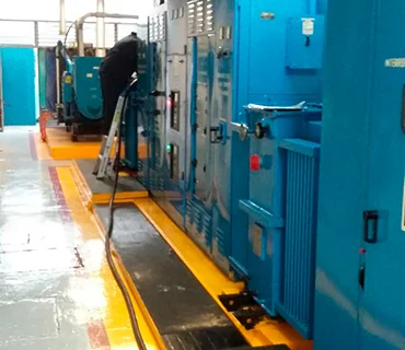 I.M.S.S. — Mantenimiento a subestación IMSS tipo estación garganta laterales