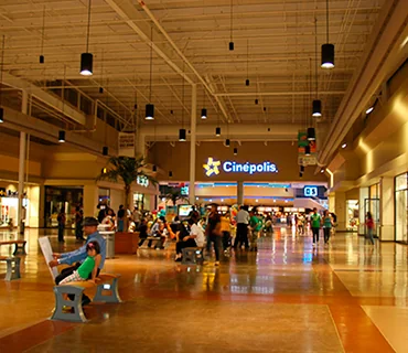 PLAZA COMERCIAL GALERIAS — Construccion de red subterranea en 13,200 volts 1500 mts.